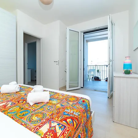Holiday home Federica A 50 Metri Dalla E Parcheggio Torre Santa Sabina